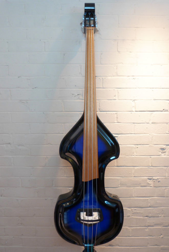 KK Baby Bass model KB Vintage blue burst front – electric upright bass